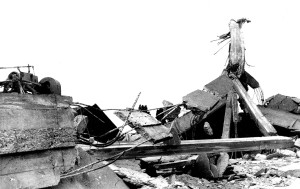 Photo 1956 GU effondrement construction010.jpg